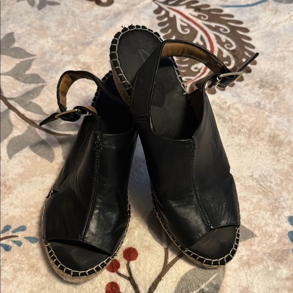 Clark’s Black Leather Women's Sz 9.5
Petrina Meera Artisan Wedge Sandal - Picture 1 of 5